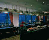 yh-sheraton-bayview-rest.jpg (19359 バイト)